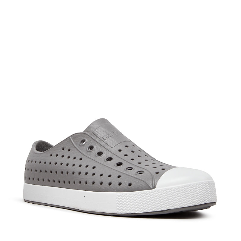 VARIANT:PIGEON GREY