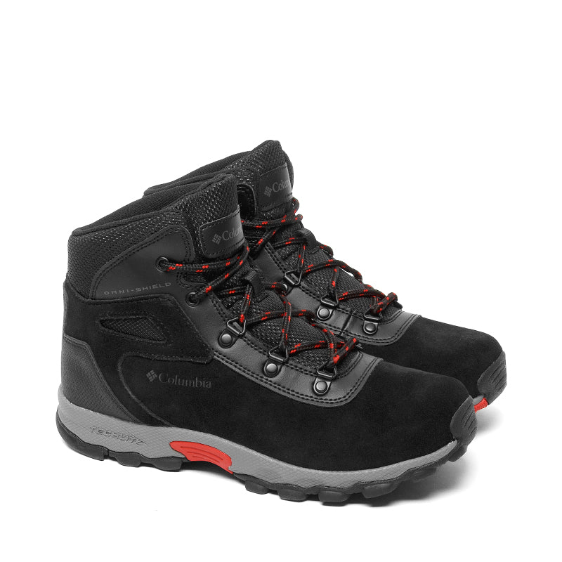 VARIANT:BLACK