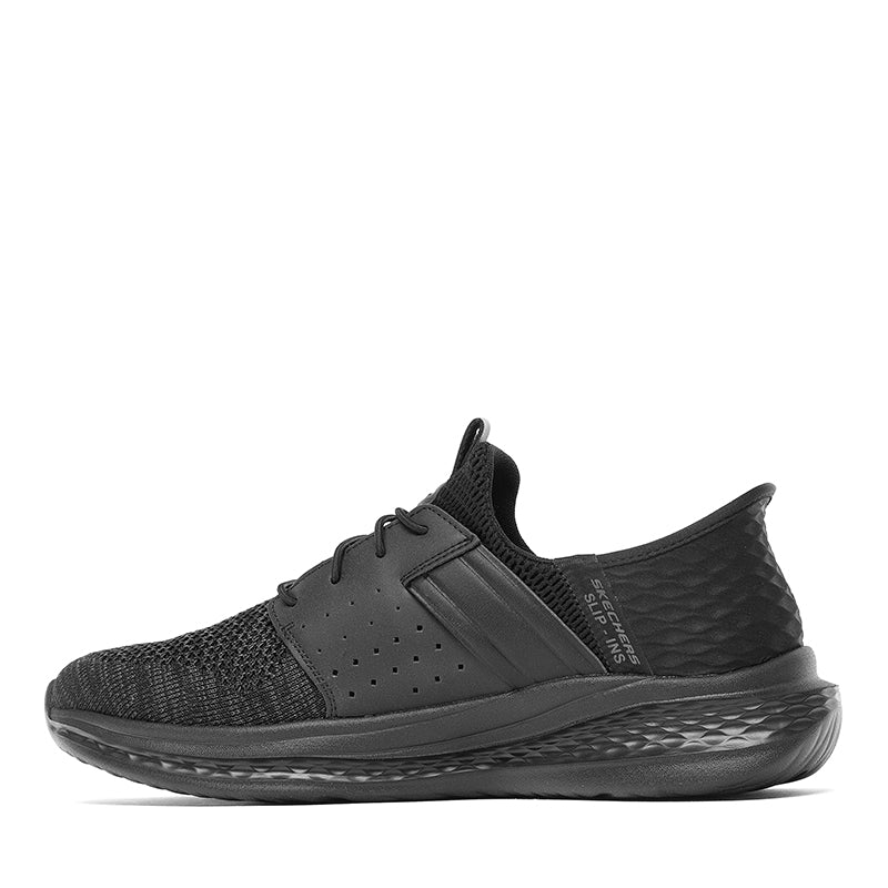 VARIANT:BLACK BLACK