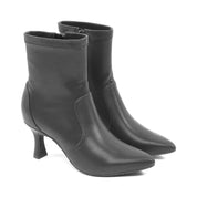 VARIANT:BLACK