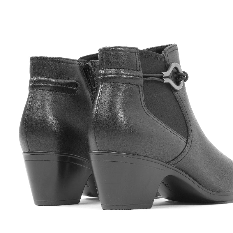 VARIANT:BLACK