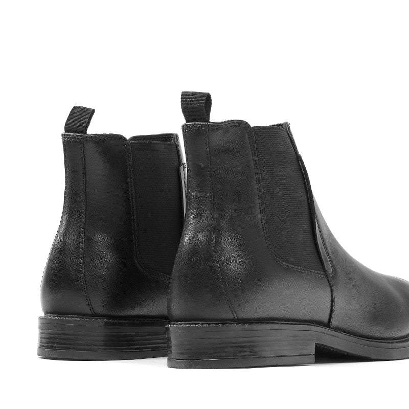 VARIANT:BLACK