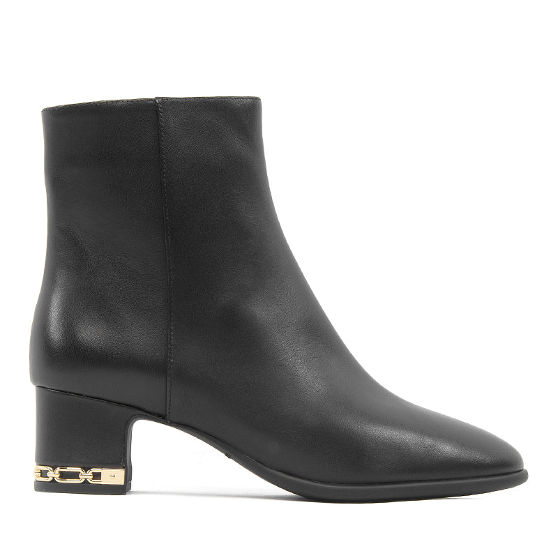 VARIANT:BLACK LEATHER