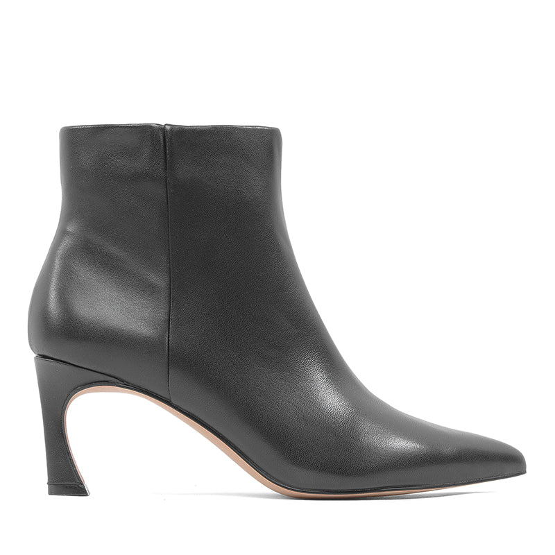 VARIANT:BLACK LEATHER